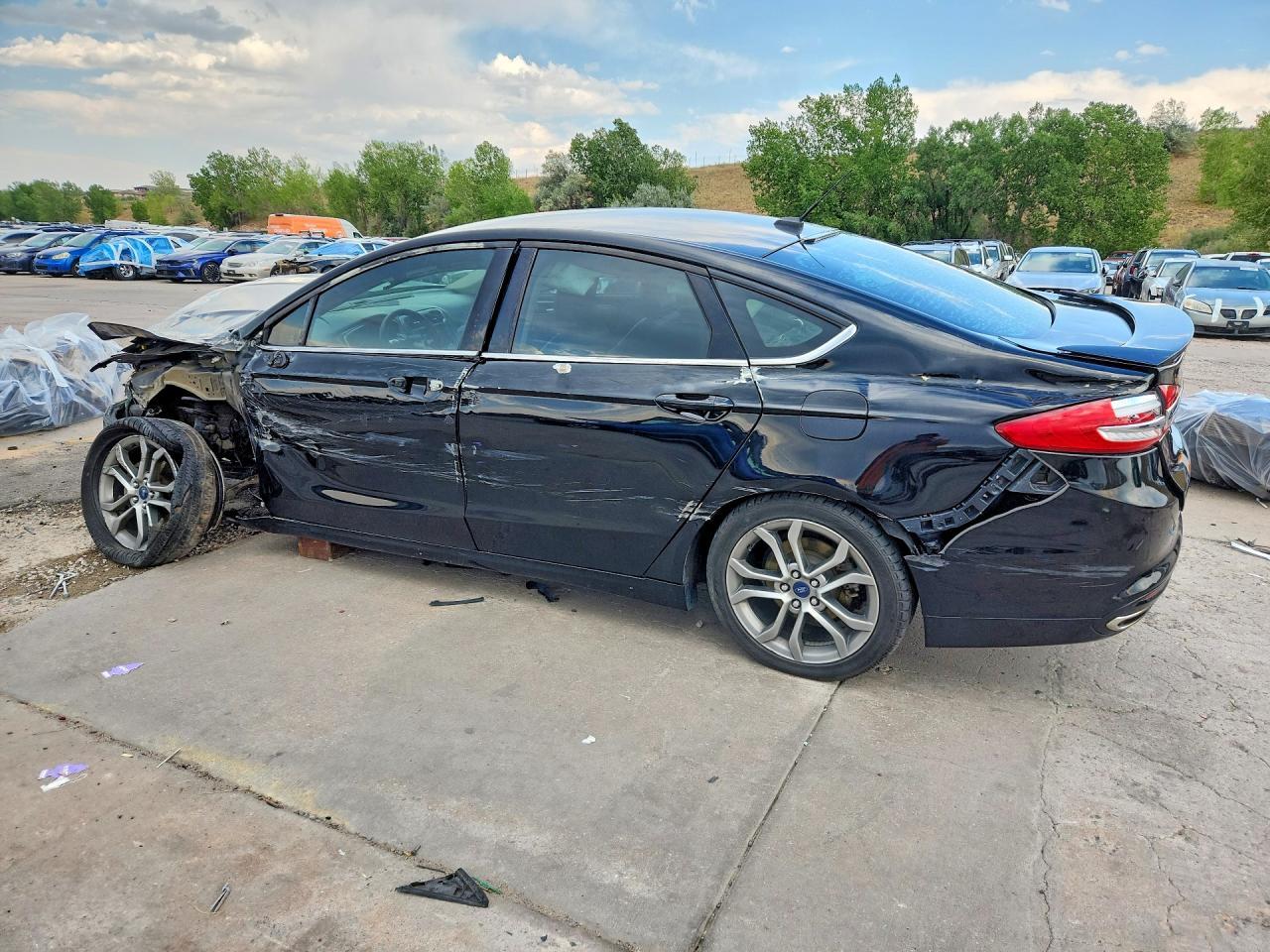 2017 Ford Fusion Se - Image 2
