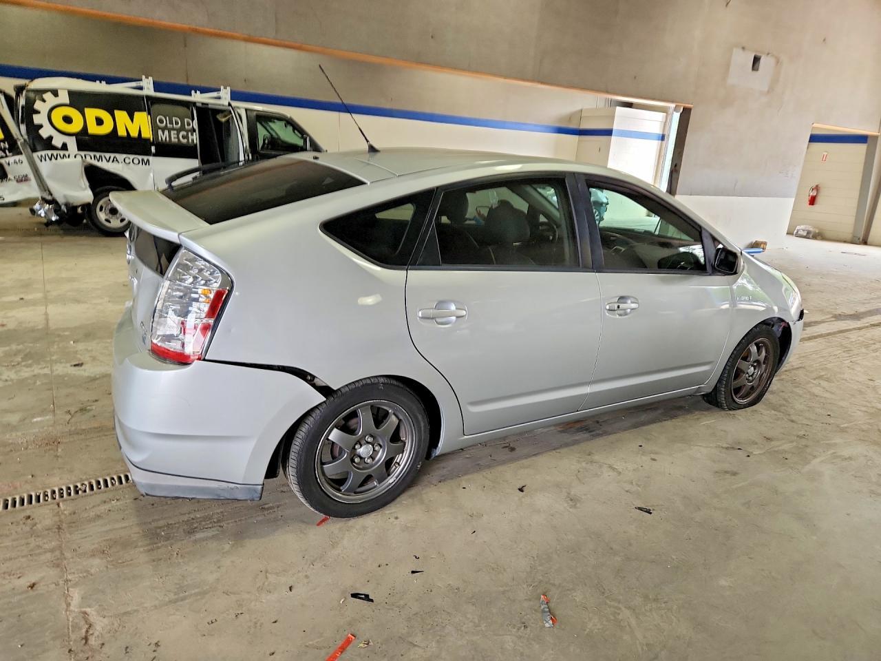 2008 Toyota Prius Touring - Фото 3