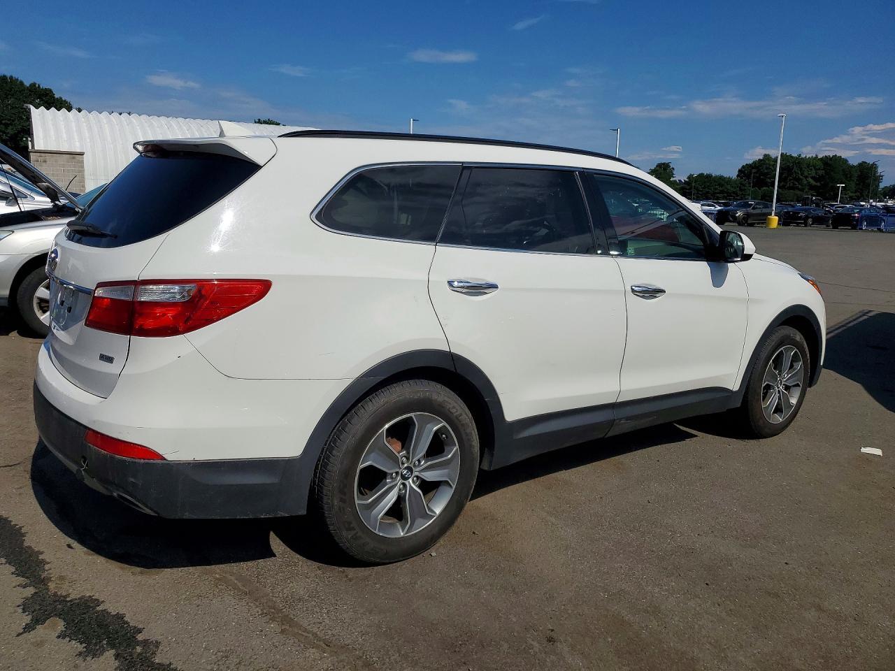 2016 Hyundai Santa Fe Se - Фото 3
