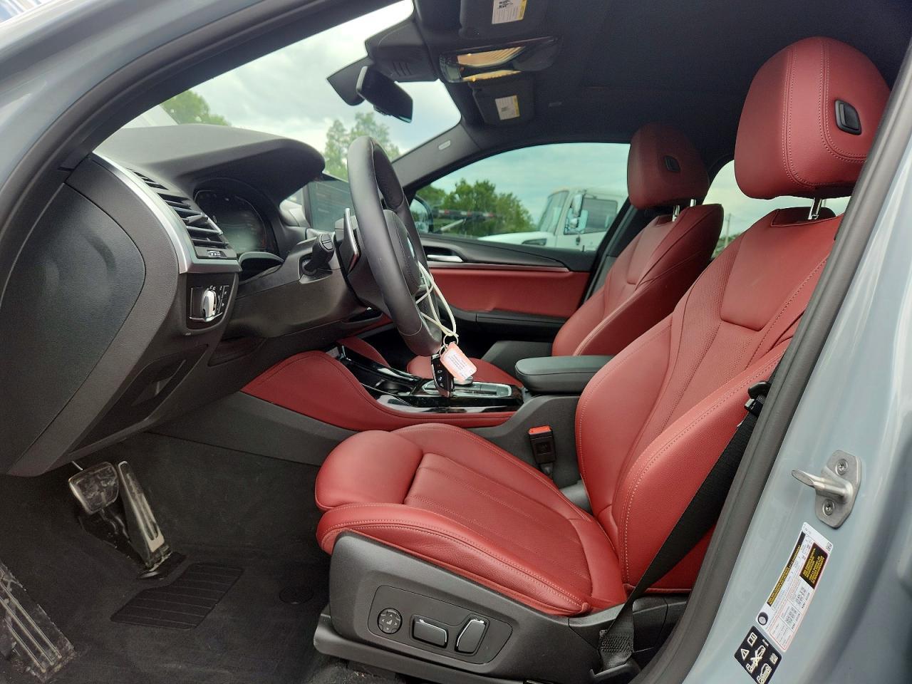 2025 BMW X4 xDrive30I - Фото 7