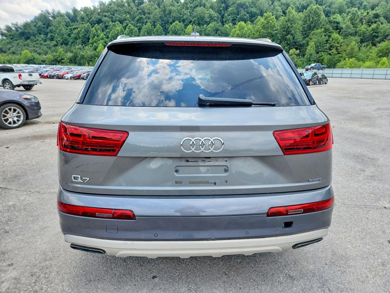 2017 Audi Q7 Premium Plus - Image 6