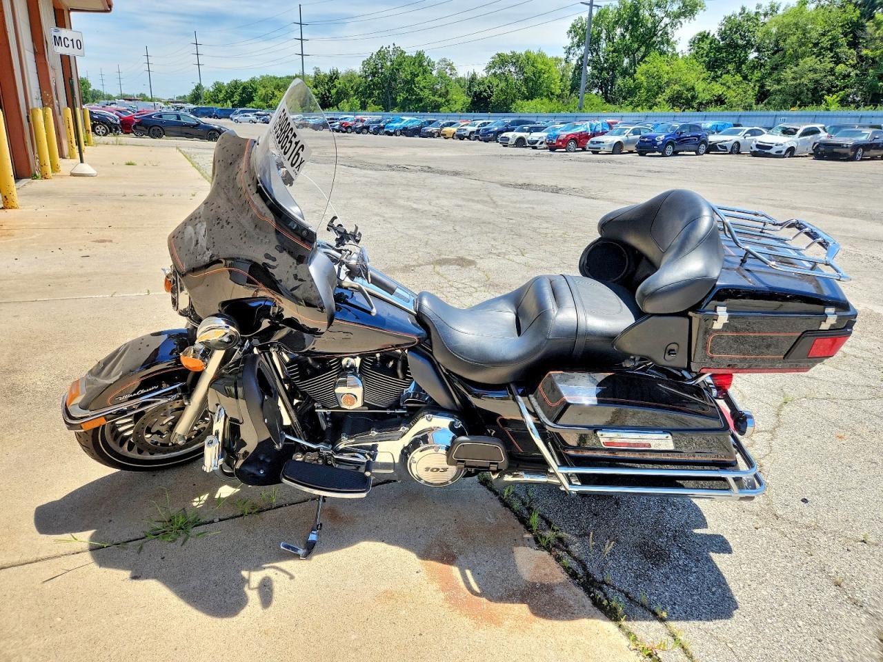 2013 Harley-Davidson Flhtcu Ultra Classic Electra Glide - Фото 3