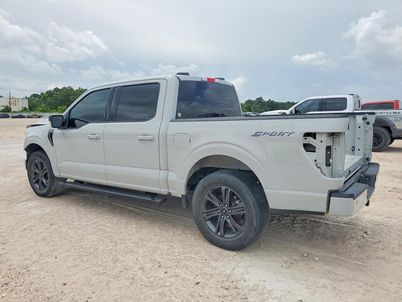 2023 Ford F150 Supercrew - Фото 2