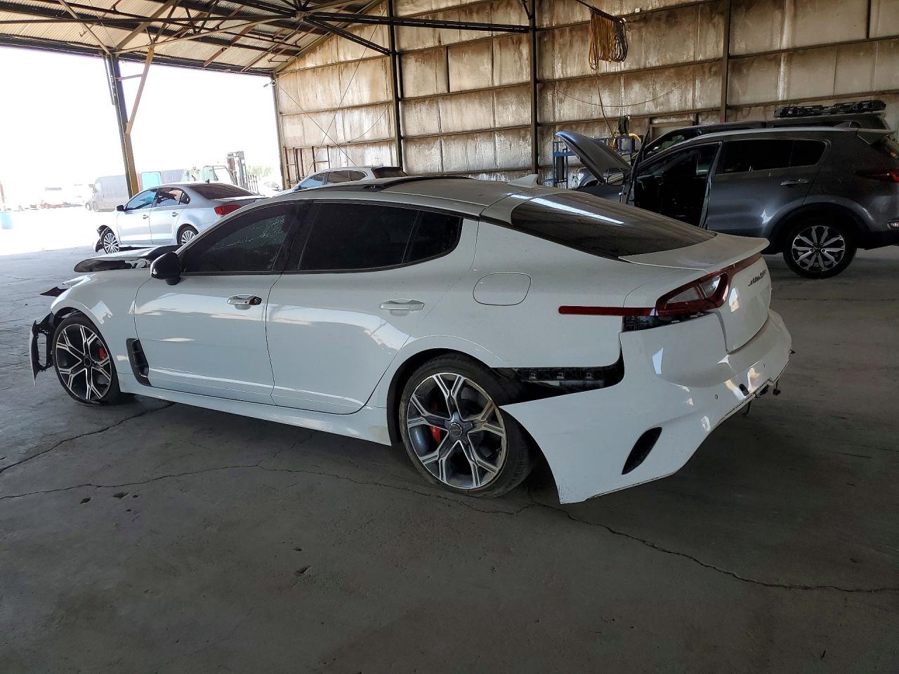 2018 Kia Stinger Gt1 - Image 2
