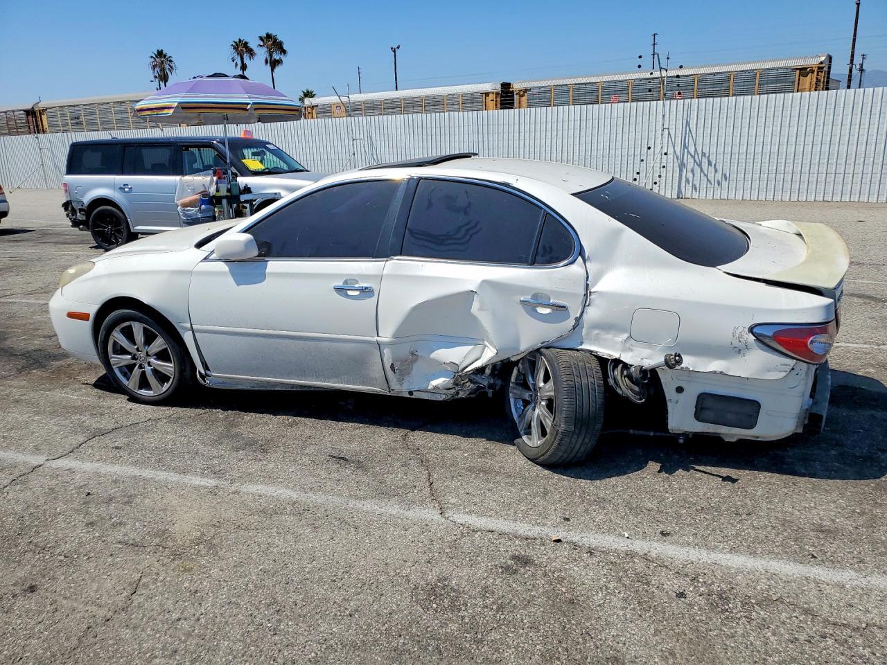 2004 Lexus Es 330 - Фото 2