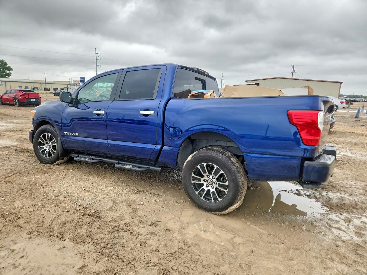 2021 Nissan Titan Sv - Фото 2