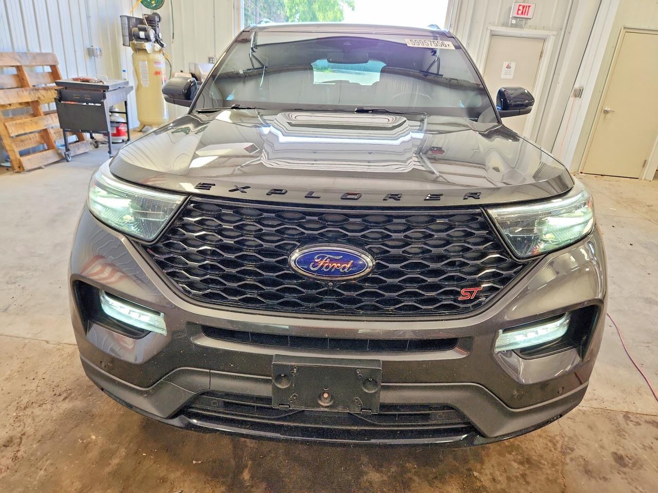 2020 Ford Explorer St - Фото 5