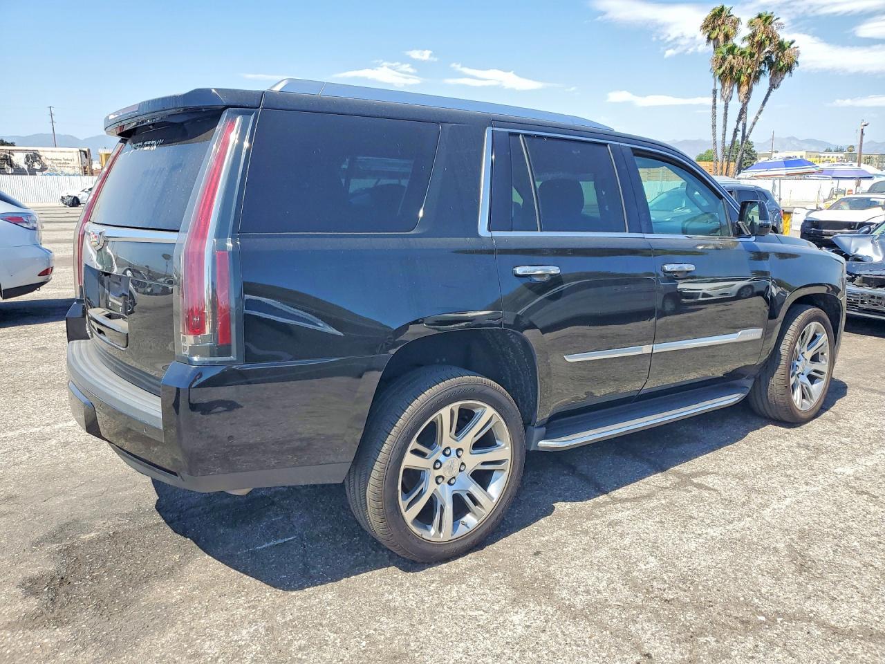 2020 Cadillac Escalade Premium Luxury - Фото 3