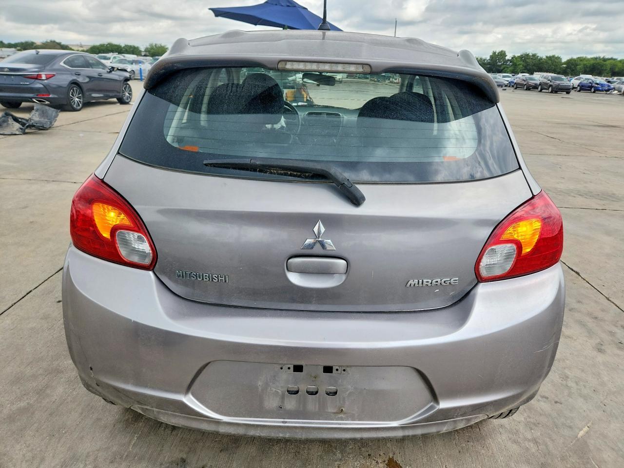 2015 Mitsubishi Mirage De - Image 6