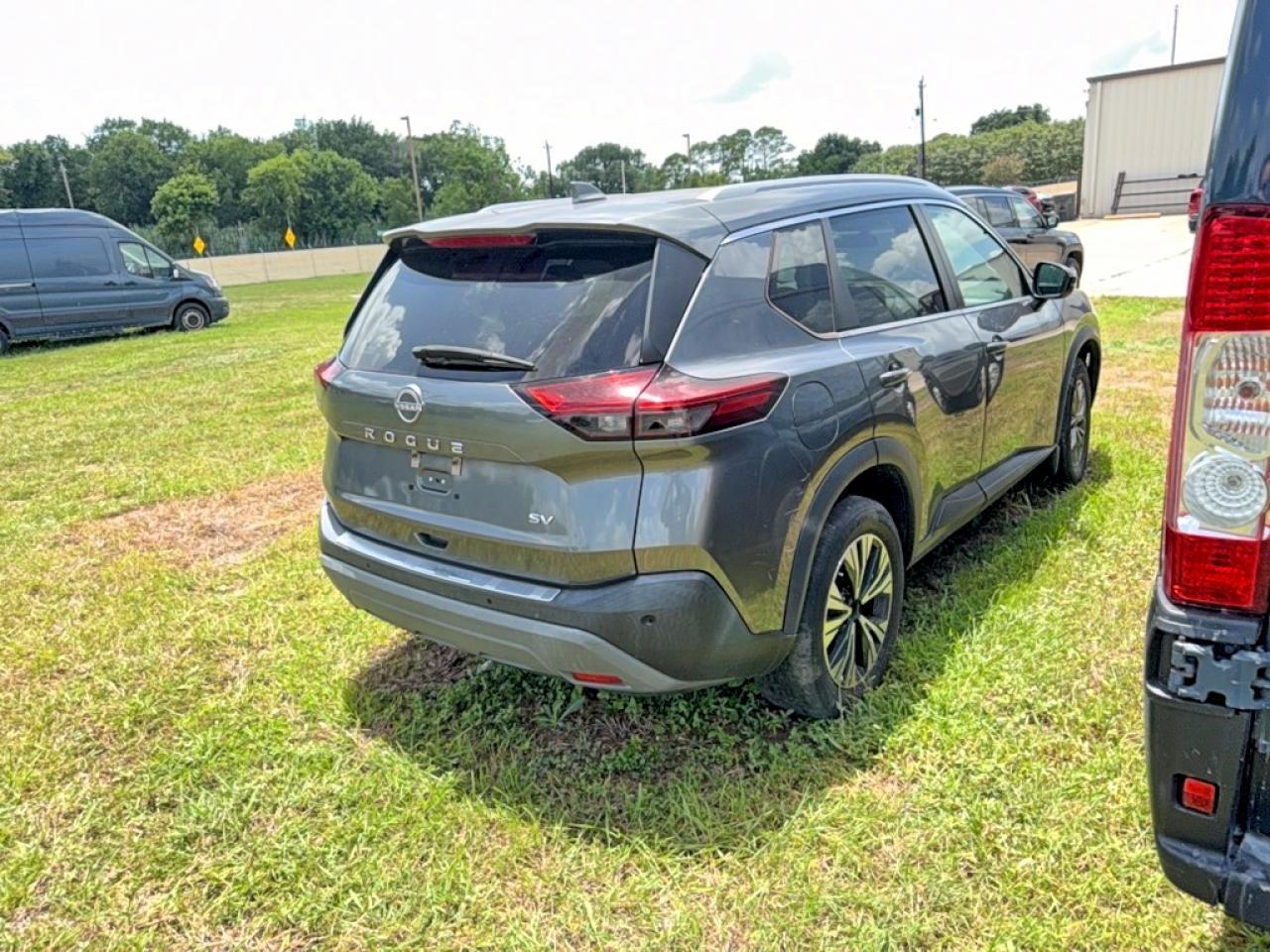 2022 Nissan Rogue Sv - Фото 4