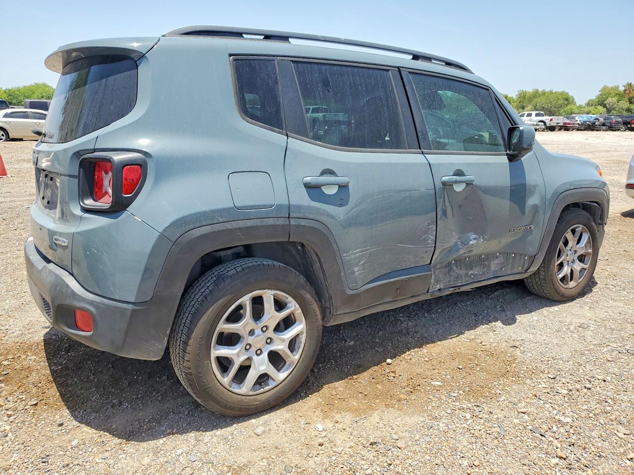 2017 Jeep Renegade Latitude - Фото 3