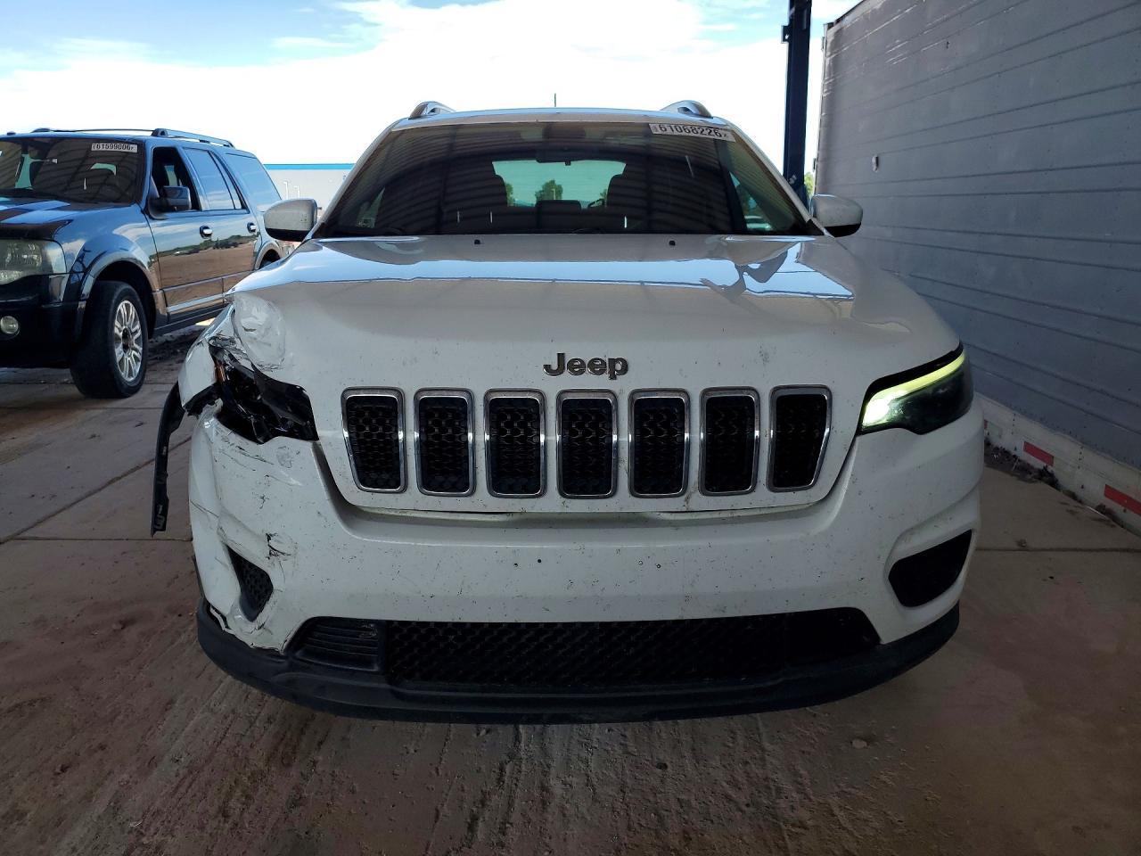 2020 Jeep Cherokee Latitude - Фото 5