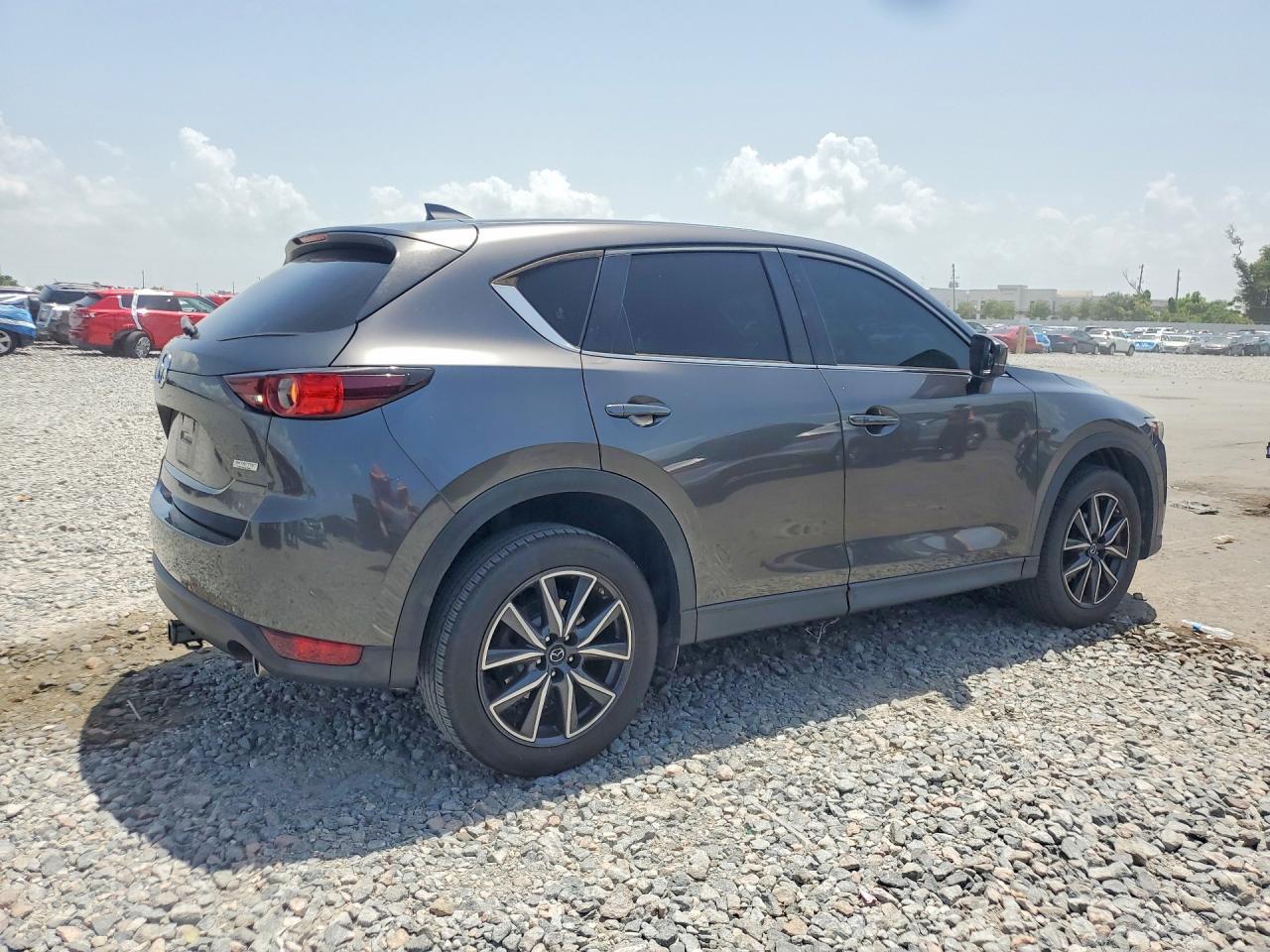 2018 Mazda Cx-5 Touring - Image 3