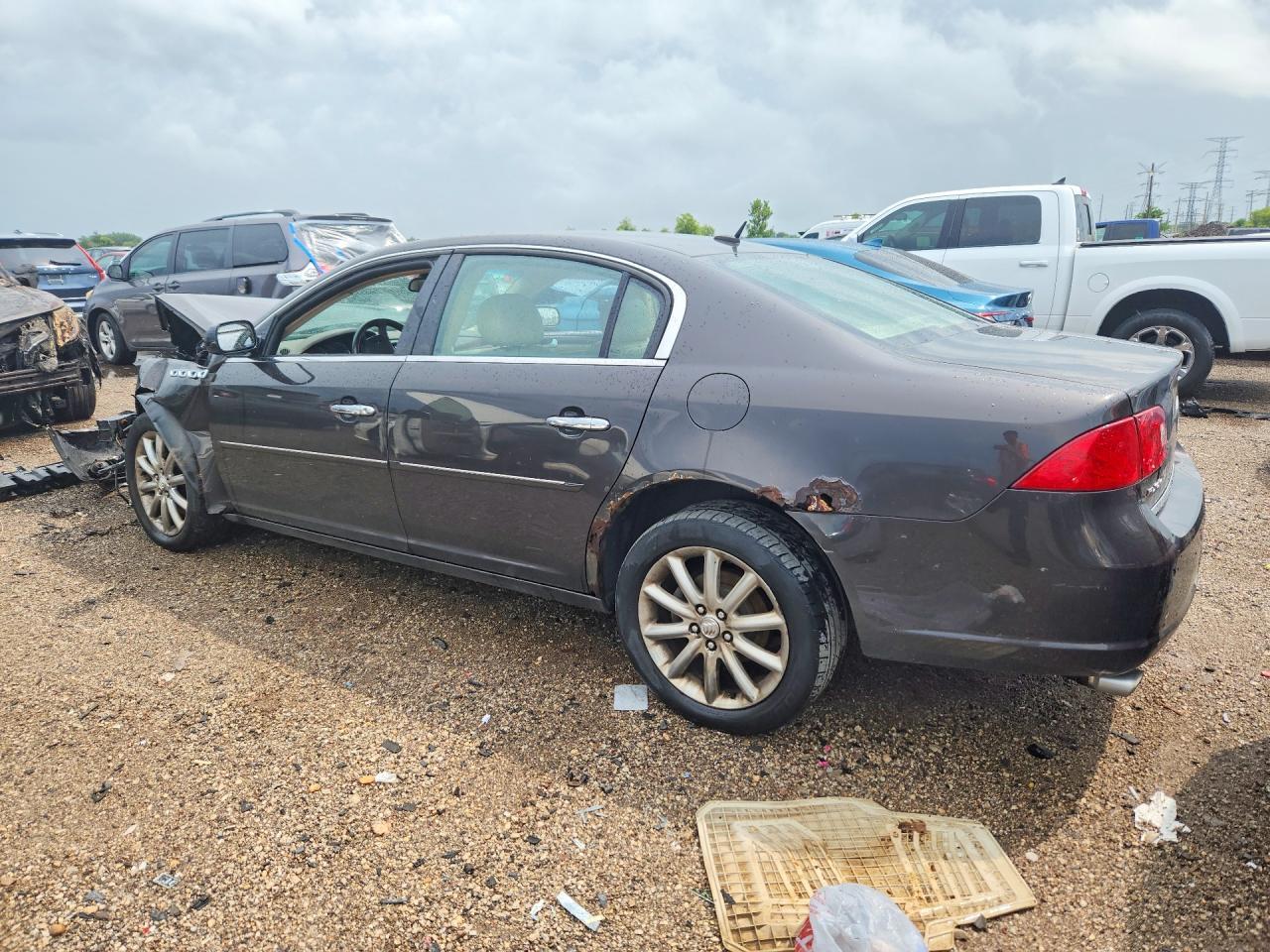 2008 Buick Lucerne Cxs - Image 2