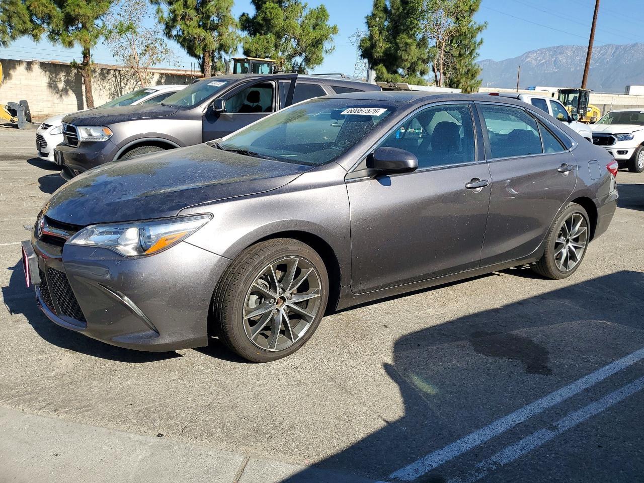 2015 Toyota Camry Xse