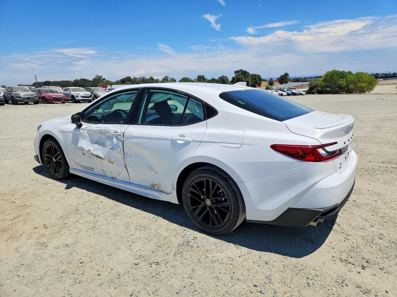 2025 Toyota Camry Se - Image 2