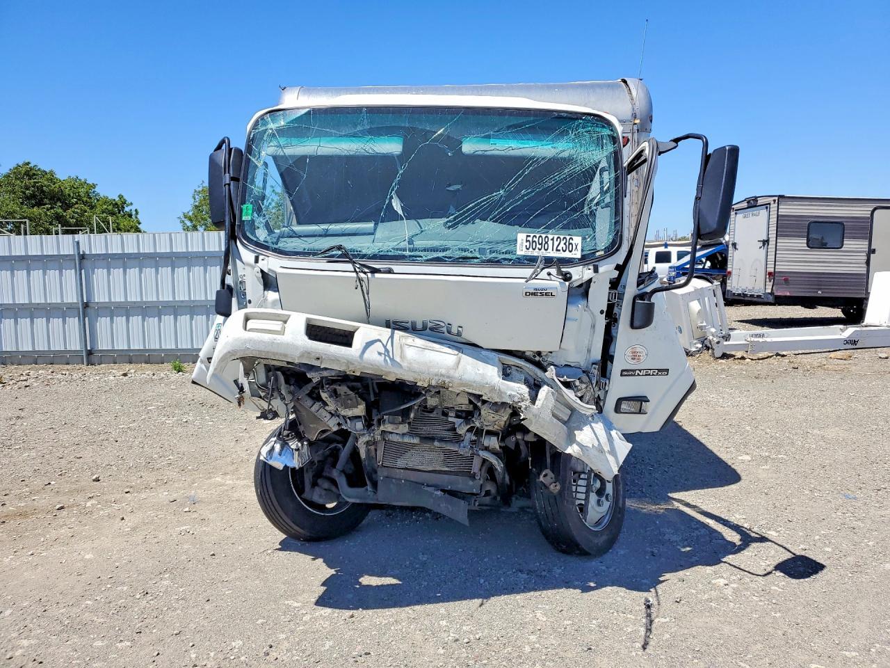2017 Isuzu Npr Xd Box Truck - Фото 5