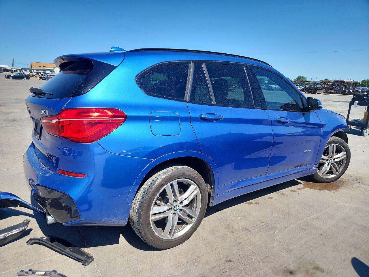 2017 BMW X1 xDrive28I - Image 3