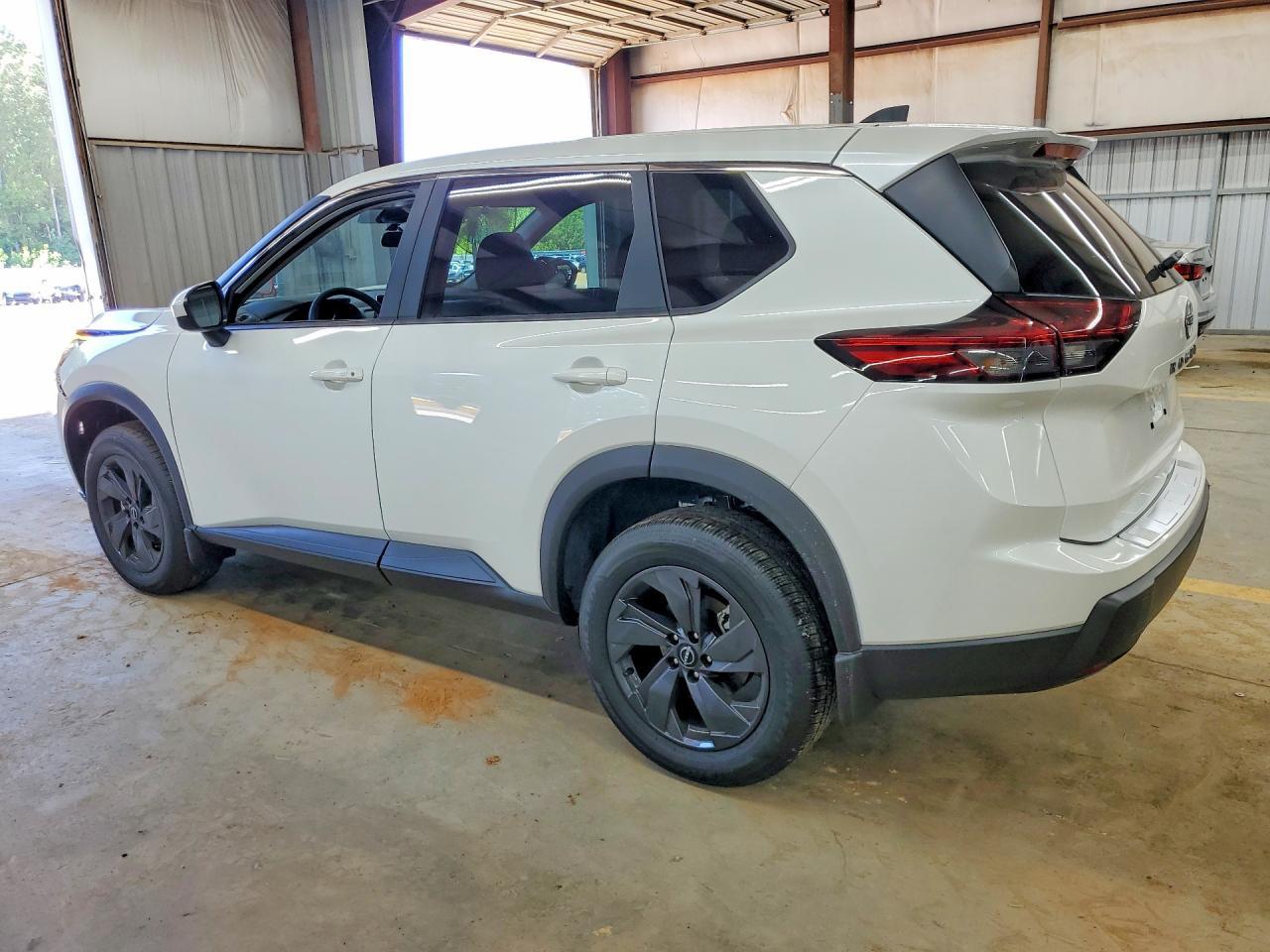 2026 Nissan Rogue Sv - Фото 2