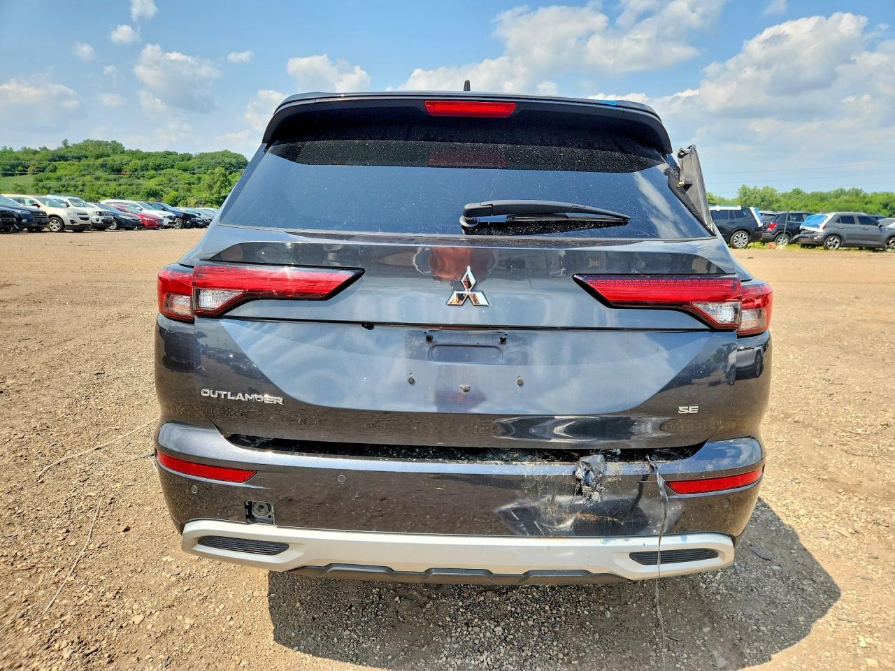 2024 Mitsubishi Outlander Se - Image 6
