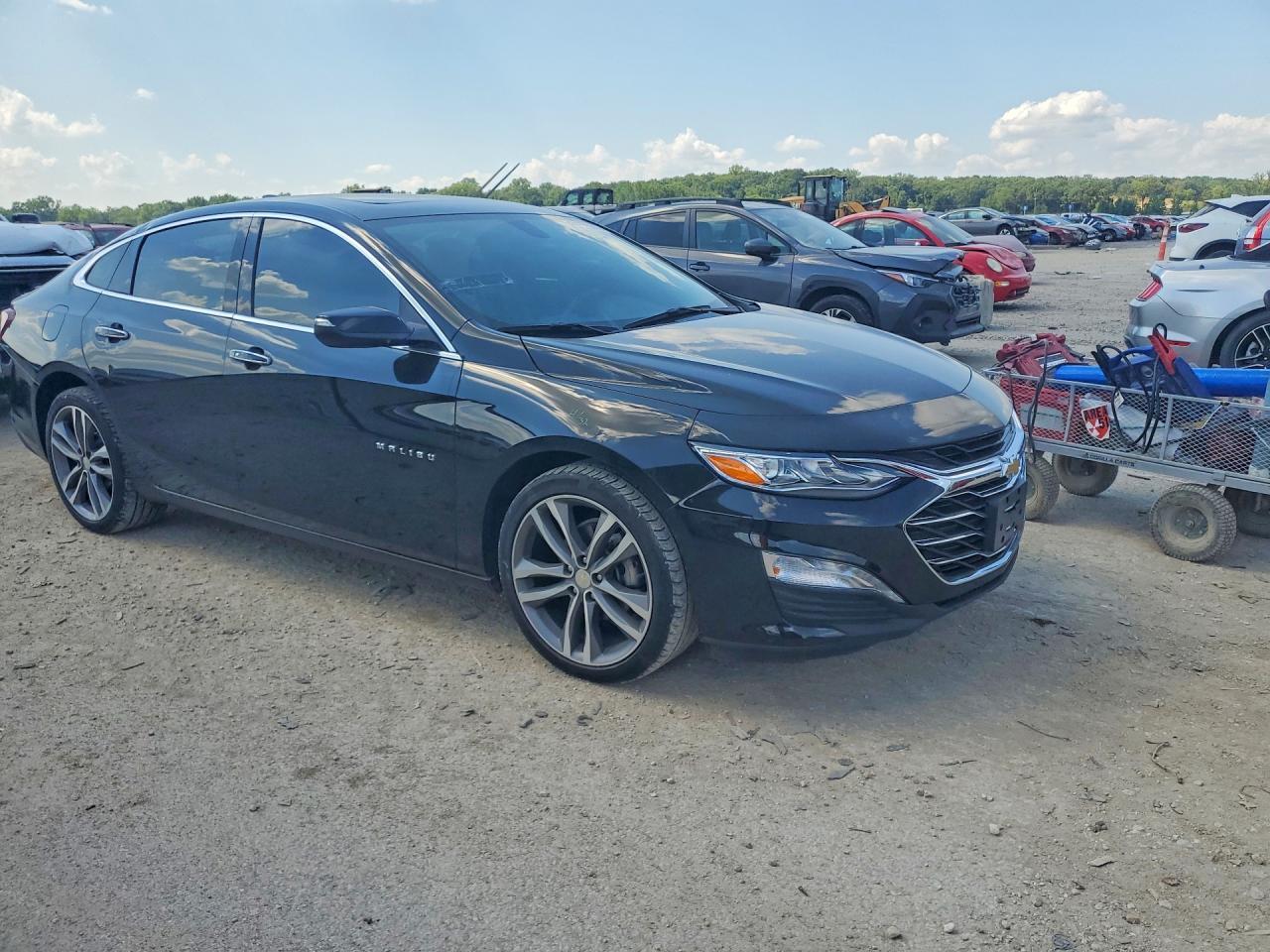 2022 Chevrolet Malibu Premier - Фото 4