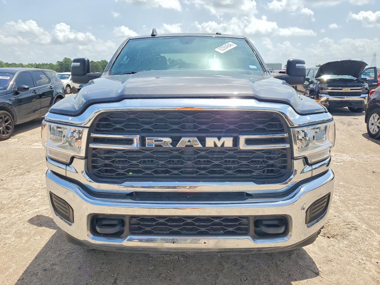 2023 Ram 2500 Tradesman - Фото 5