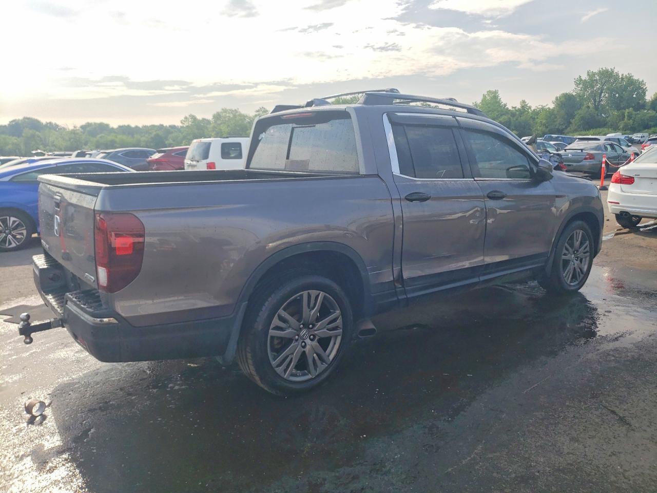 2017 Honda Ridgeline Rtl - Image 3