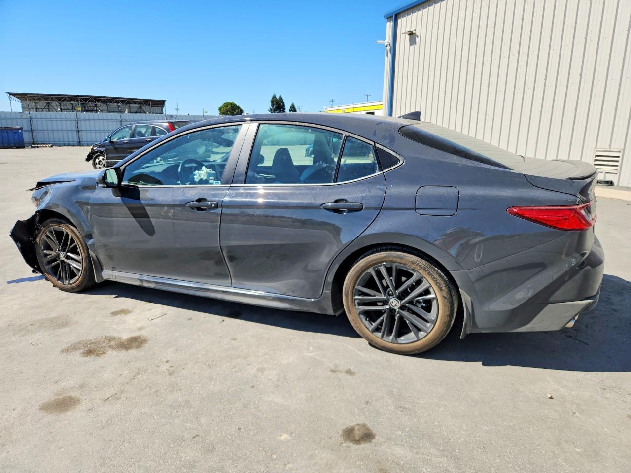 2026 Toyota Camry Se - Image 2