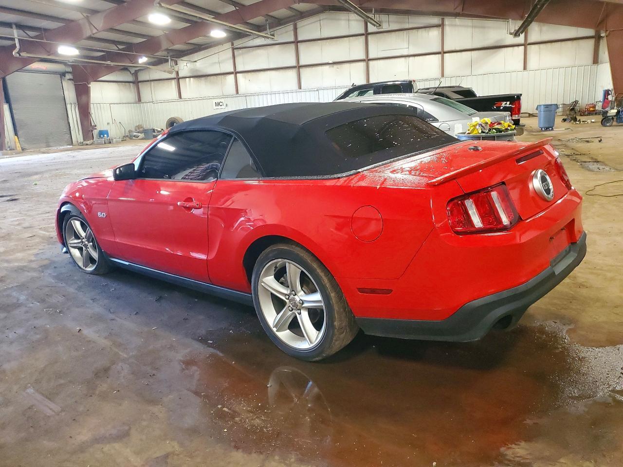 2011 Ford Mustang Gt - Фото 2