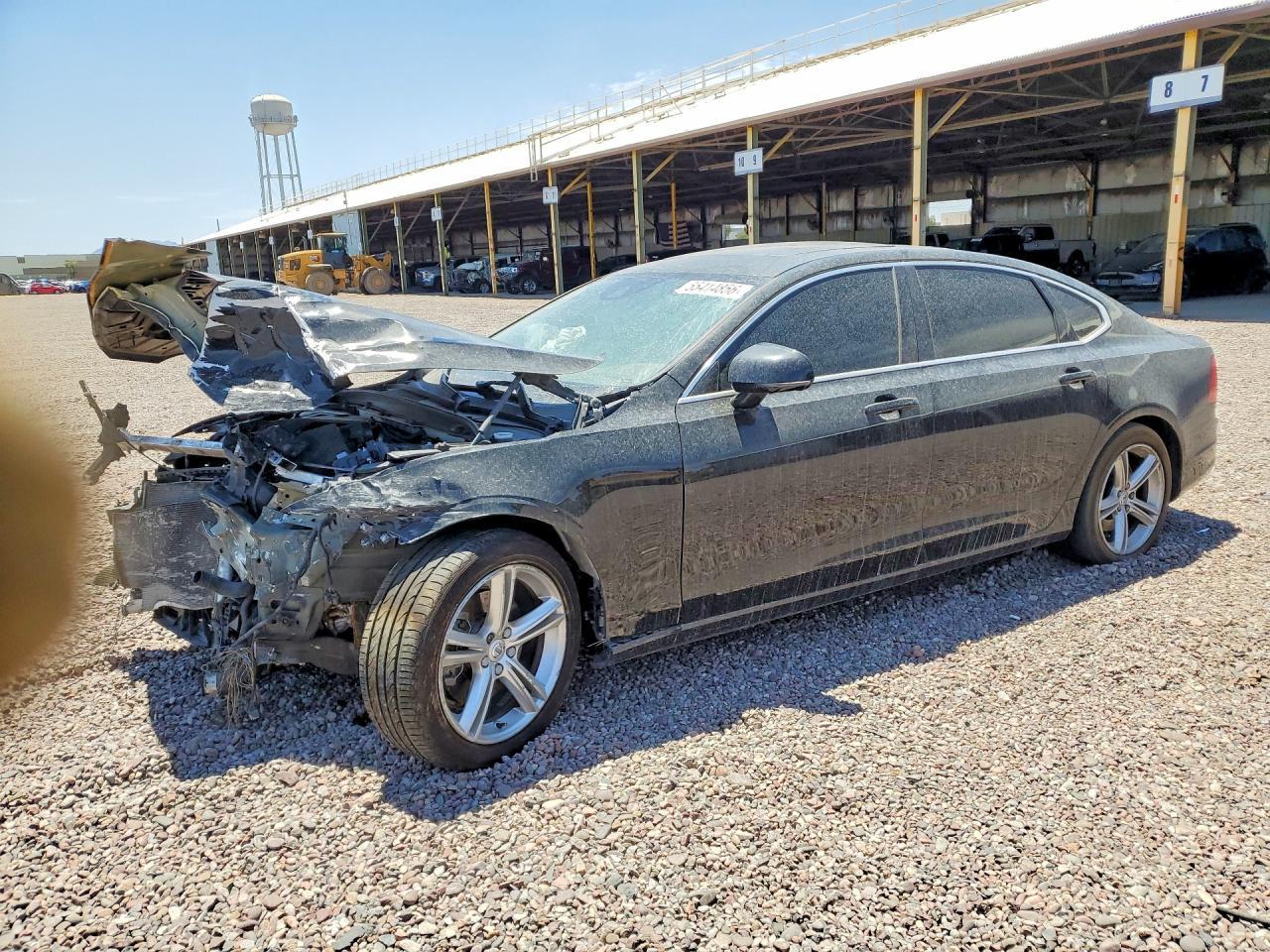 2018 Volvo S90 T5 Momentum