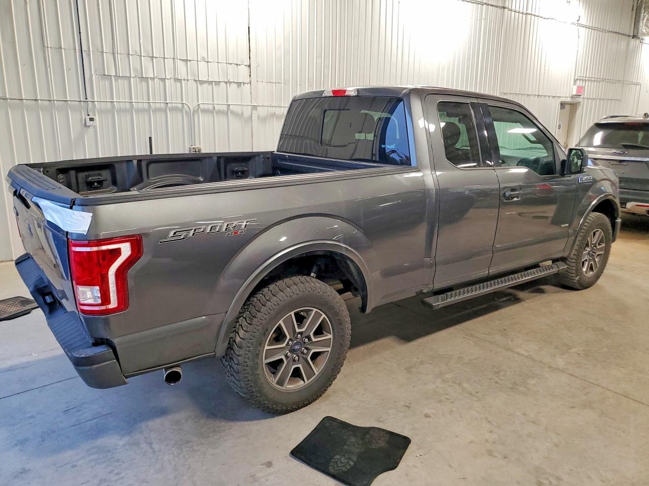 2017 Ford F150 Super Cab - Image 3