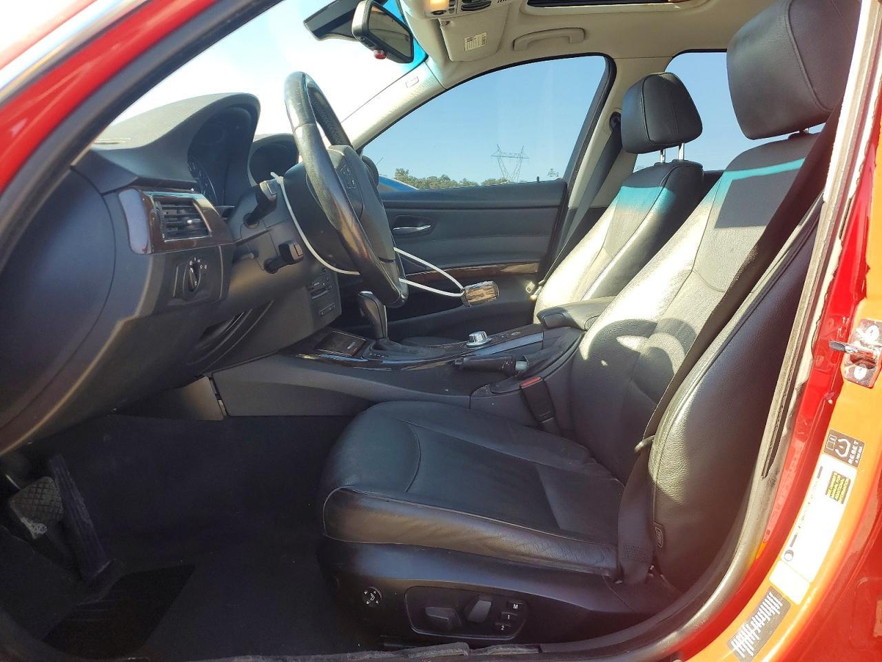 2006 BMW 330 Xi - Image 7