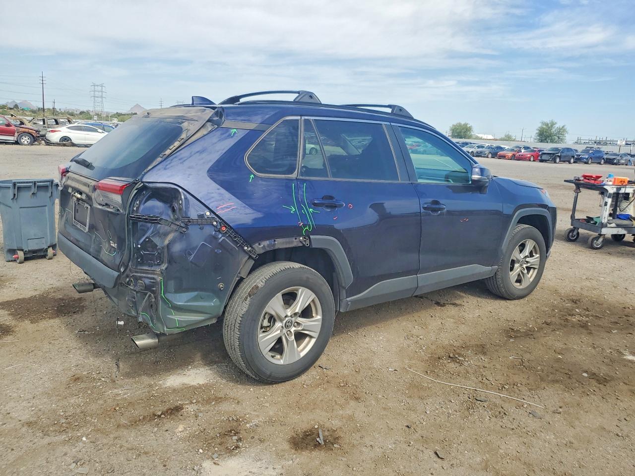 2021 Toyota Rav4 Xle - Image 3