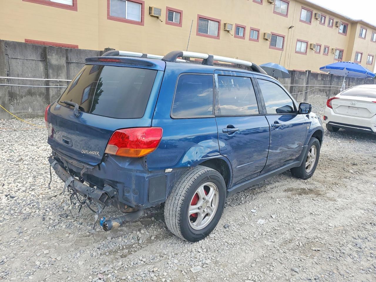 2004 Mitsubishi Outlander Ls - Фото 3