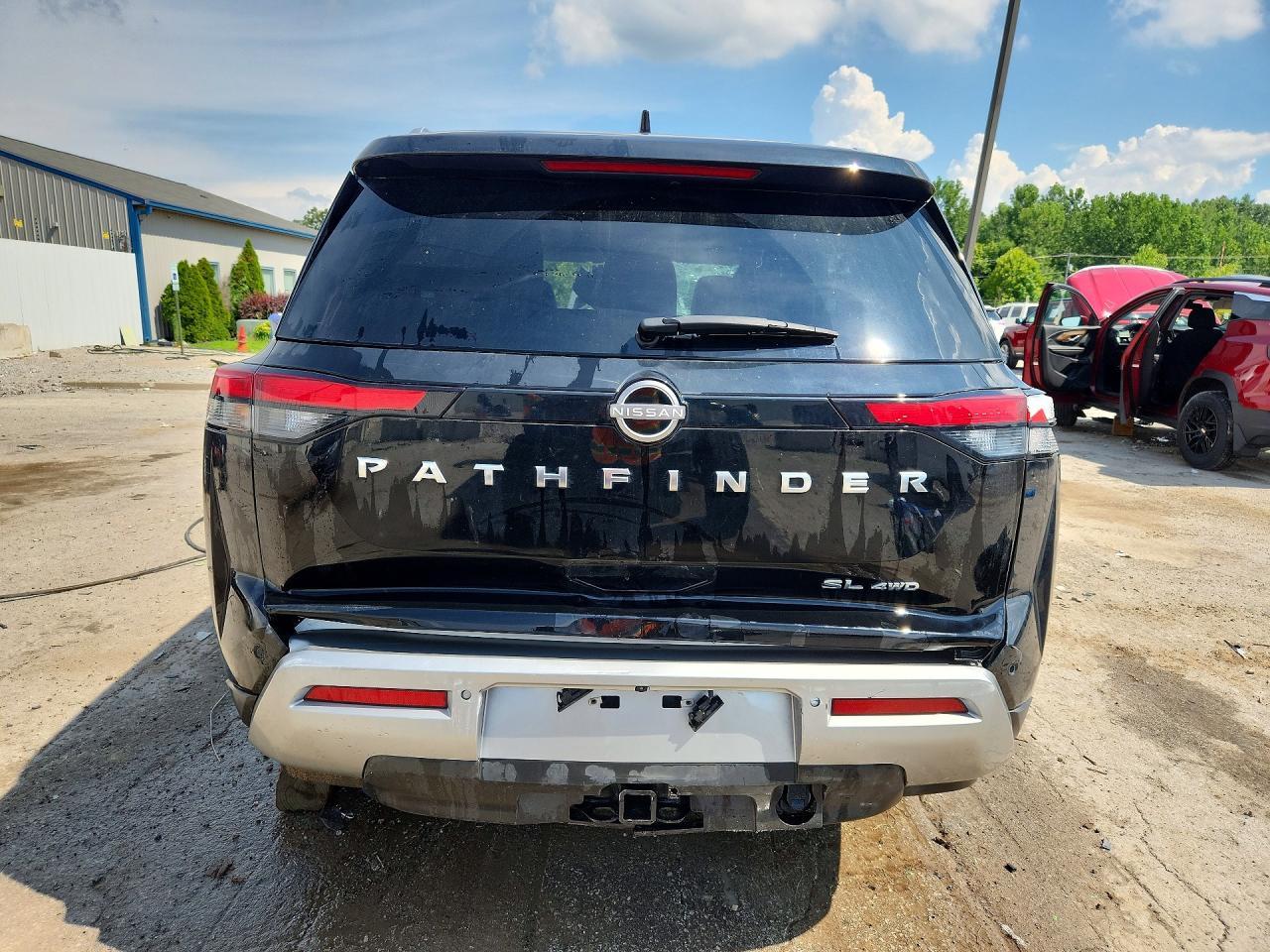 2023 Nissan Pathfinder Sl - Фото 6