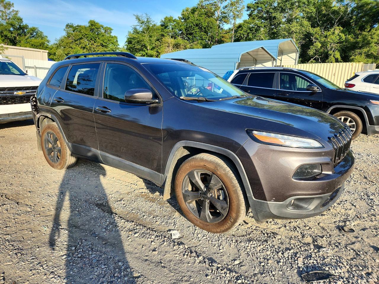 2016 Jeep Cherokee Latitude - Image 4