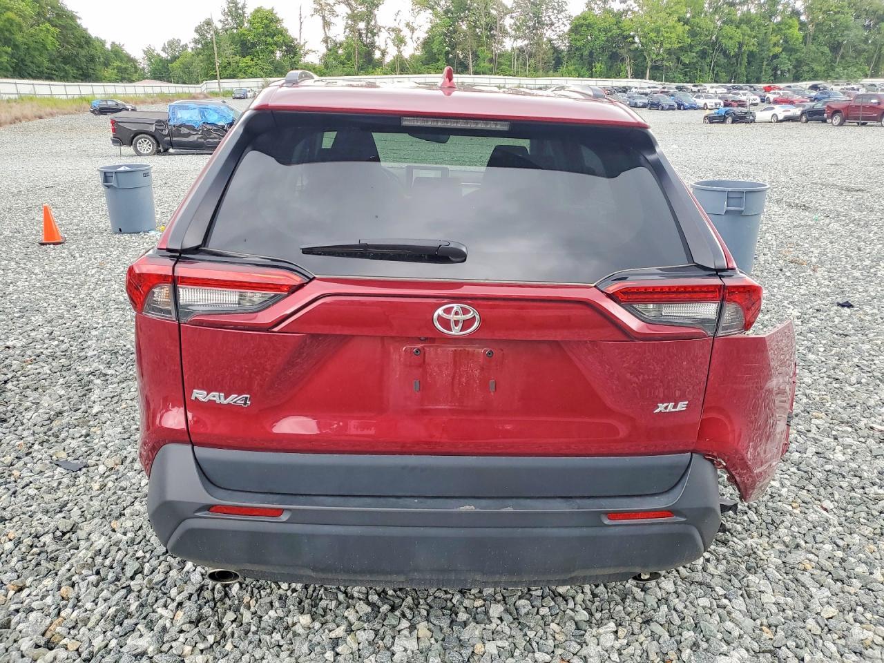 2025 Toyota Rav4 Xle - Image 6