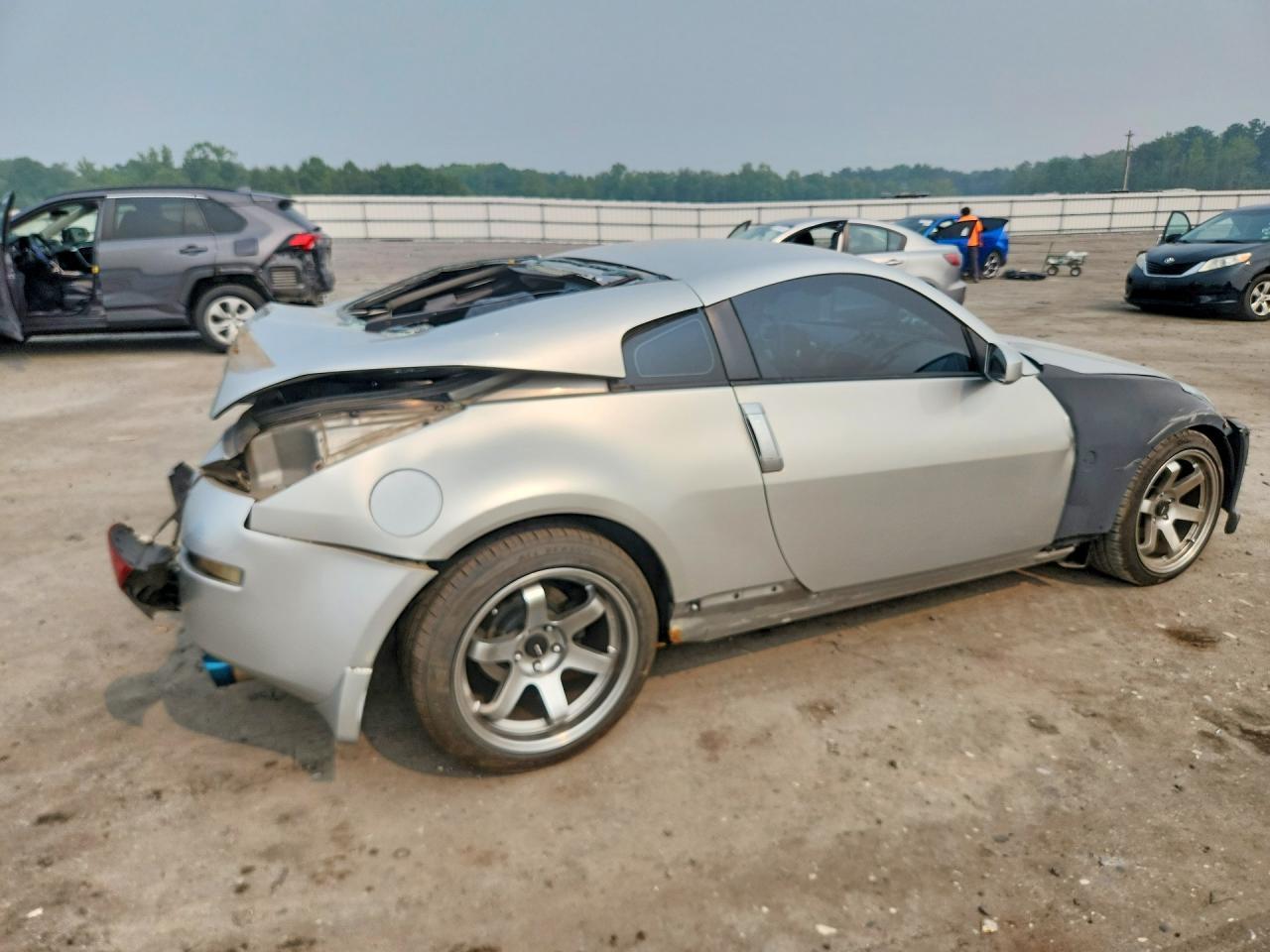 2003 Niss 350Z Manual - Image 3