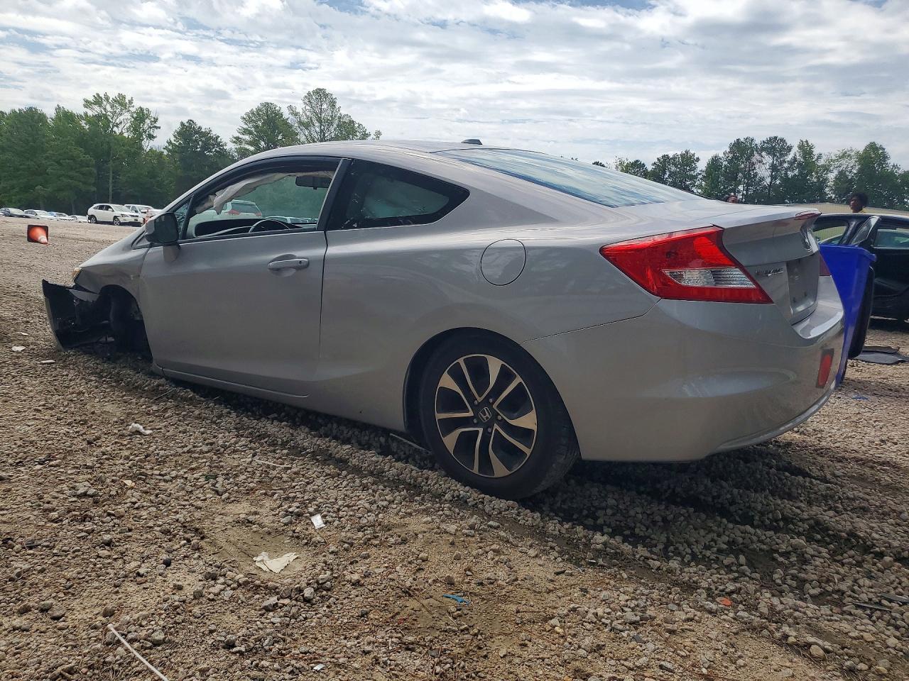 2013 Honda Civic Exl - Image 2
