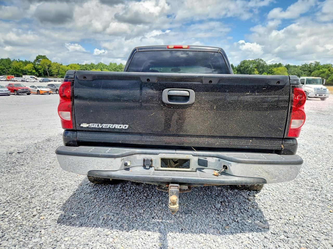 2007 Chevrolet Silverado K1500 Classic Crew Cab - Image 6