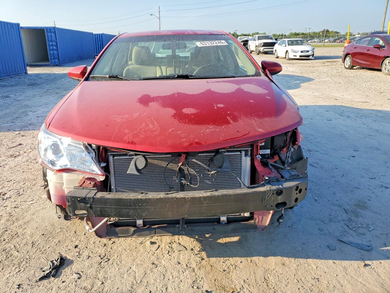 2014 Toyota Camry Le - Image 5