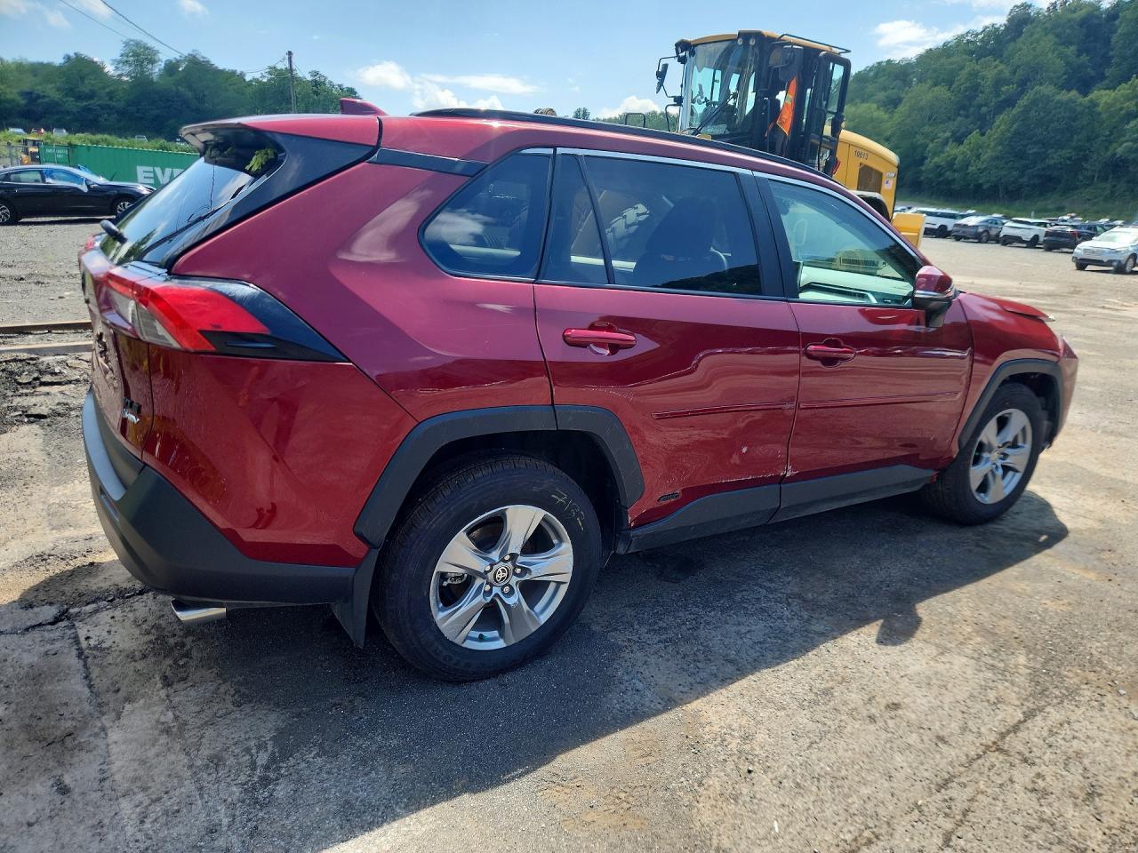 2025 Toyota Rav4 Hybrid Xle - Image 3