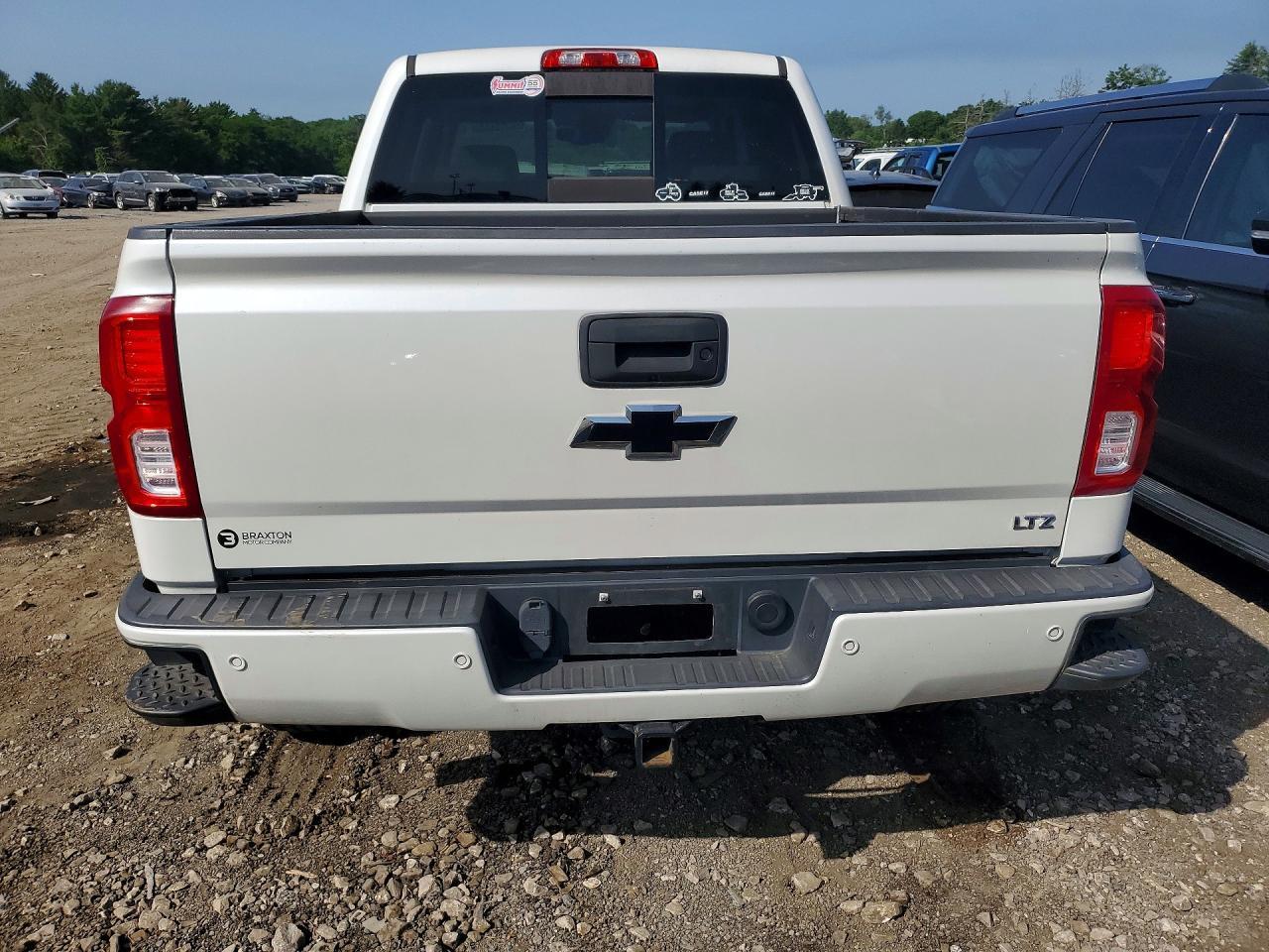 2017 Chevrolet Silverado K1500 Ltz - Image 6