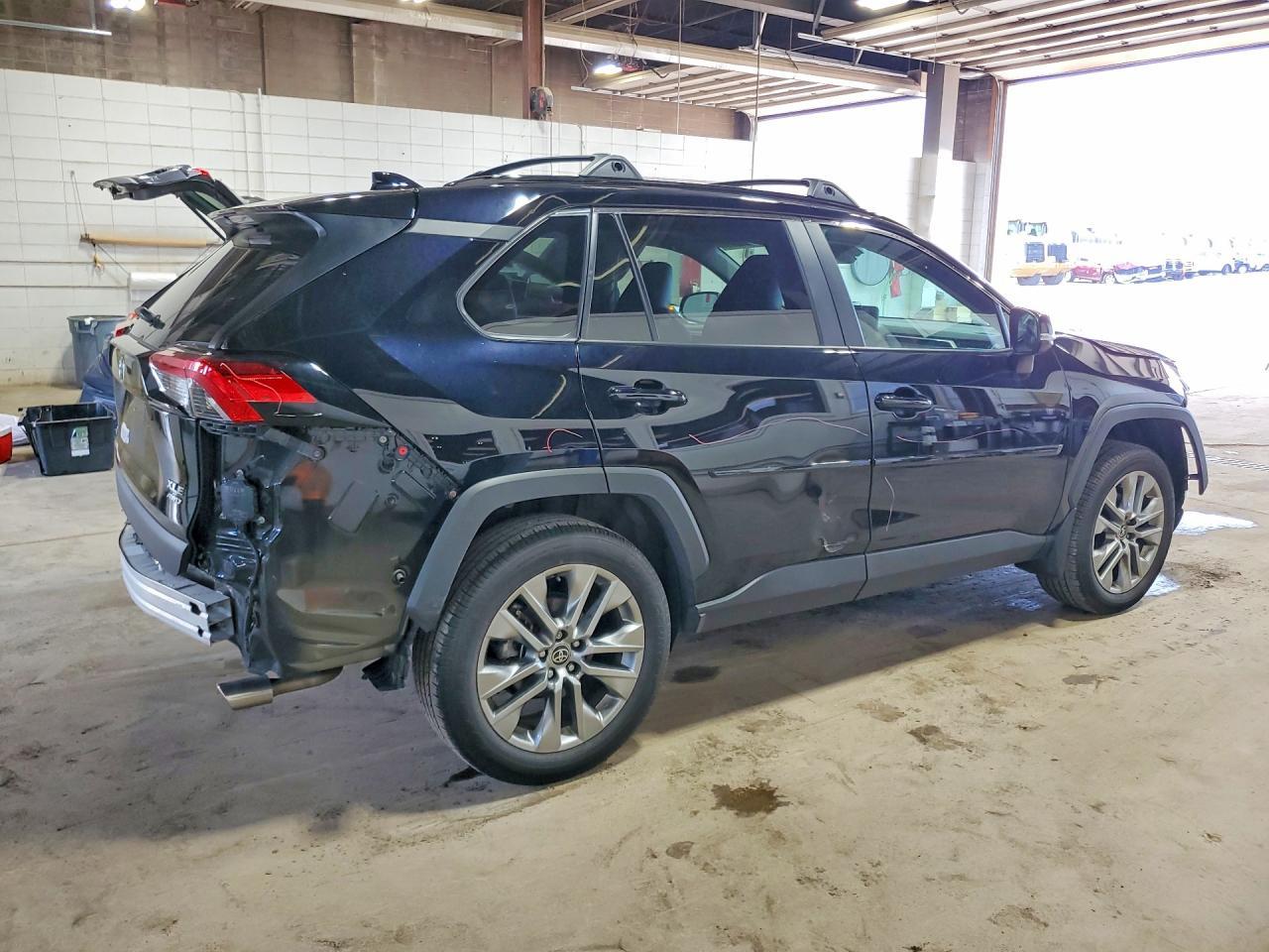 2024 Toyota Rav4 Xle Premium - Фото 3