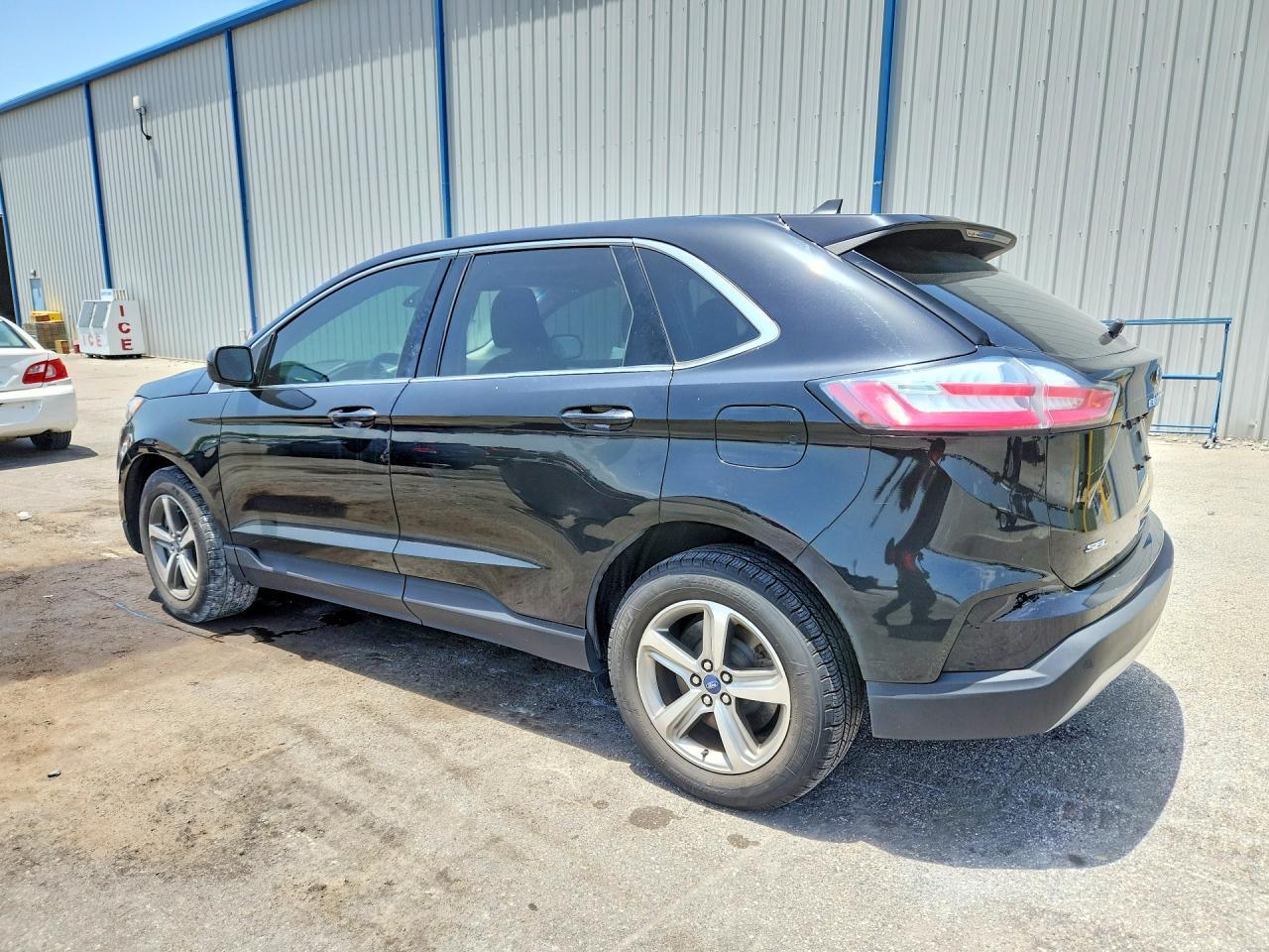 2022 Ford Edge Sel - Фото 2