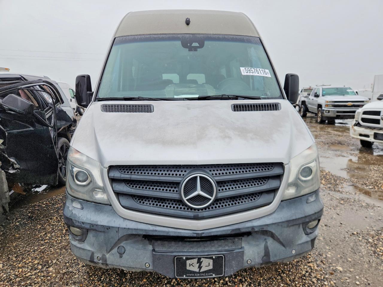 2016 Mercedes-Benz Sprinter 2500 - Image 5