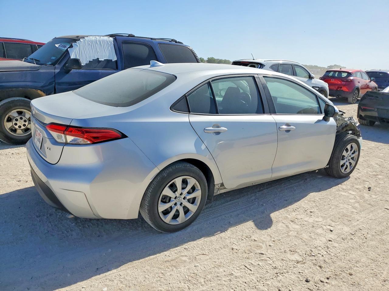 2024 Toyota Corolla Le - Фото 3