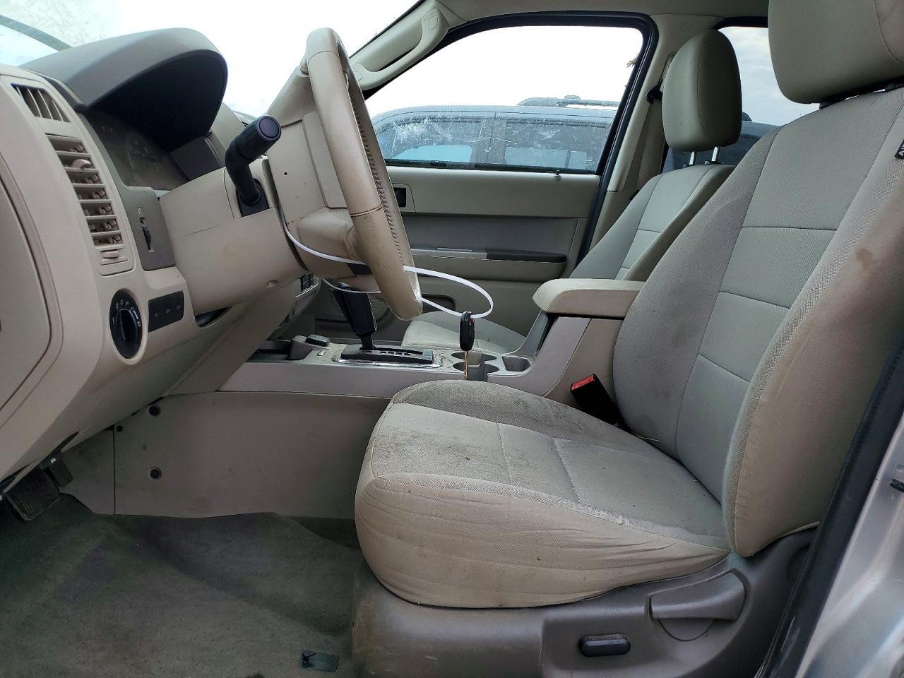 2010 Ford Escape Hybrid - Image 7