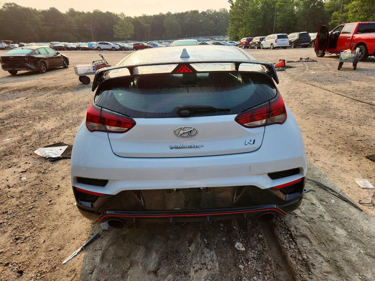 2020 Hyundai Veloster N Base - Фото 6