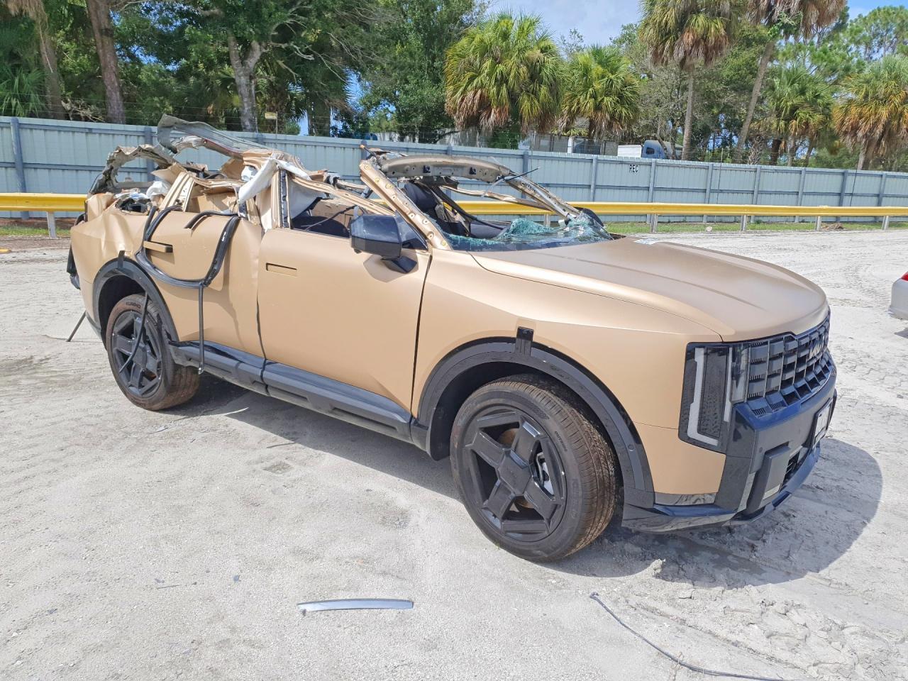 2027 Kia Telluride X-Line Sx Prestige - Image 4
